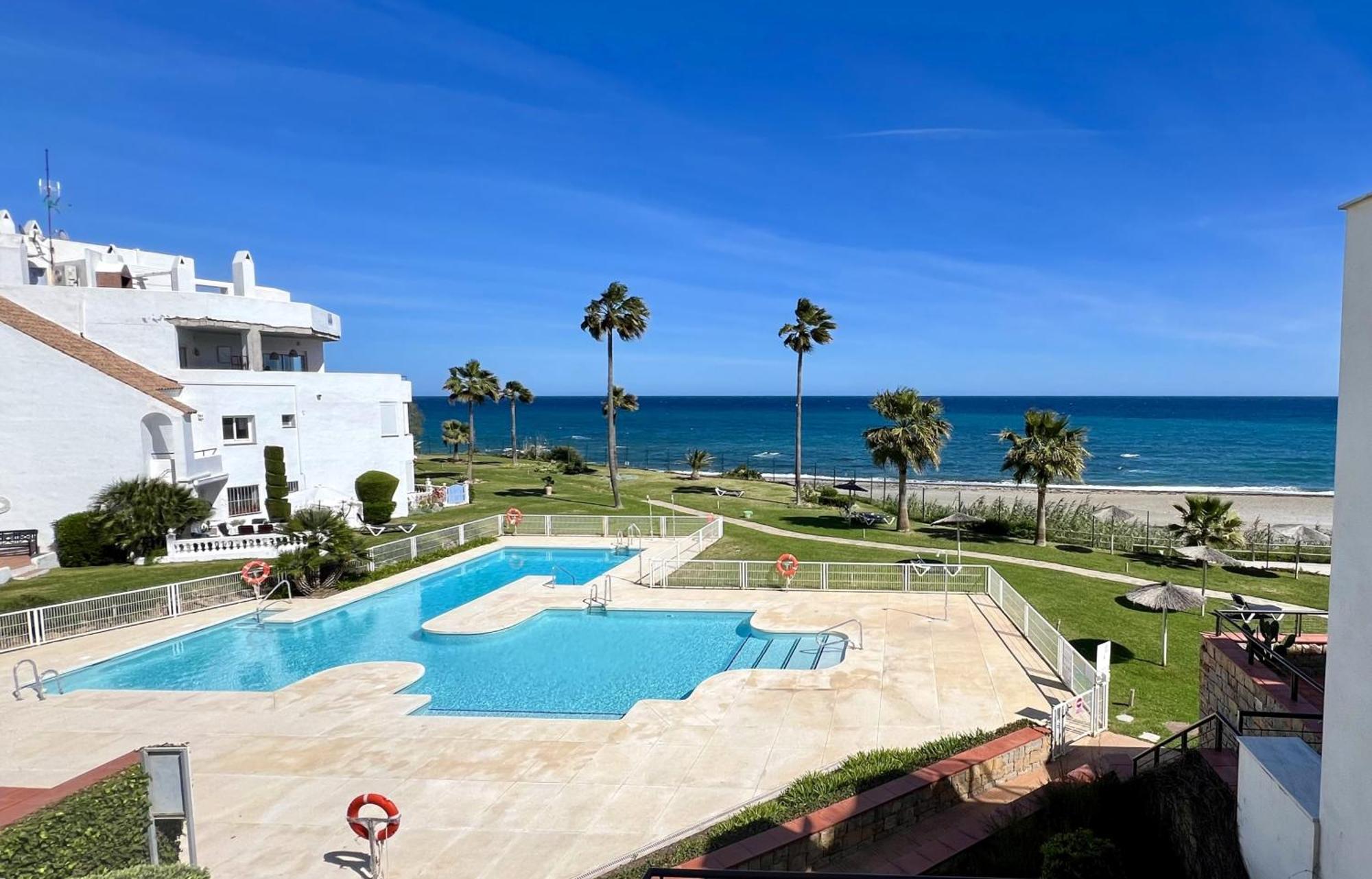 Sunrise Beach Front - Casares Del Mar Dış mekan fotoğraf