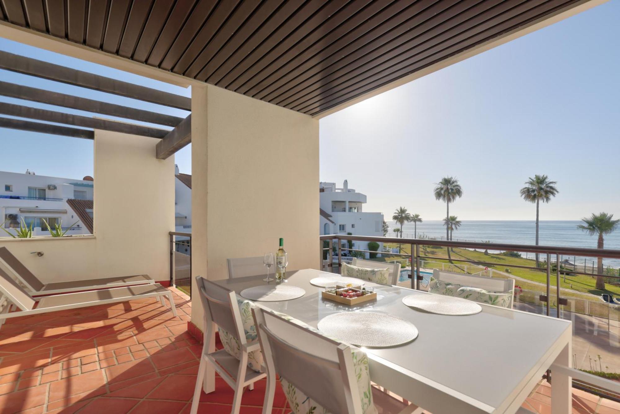 Sunrise Beach Front - Casares Del Mar Dış mekan fotoğraf